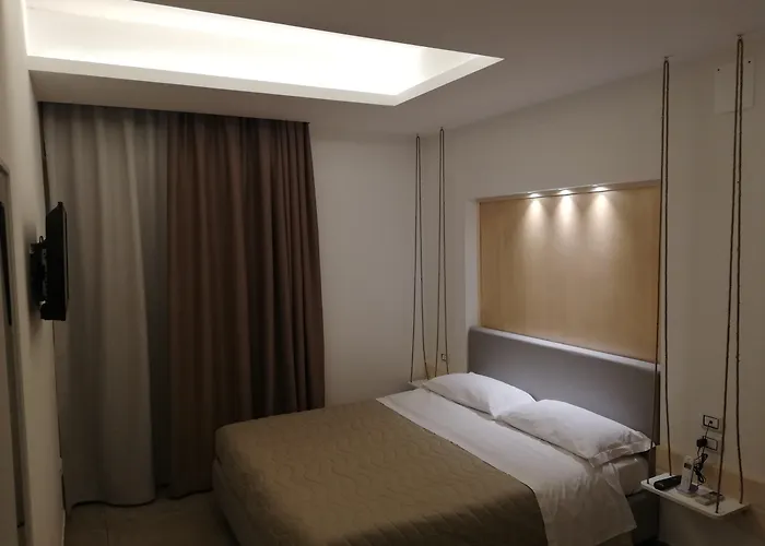 Vittoria Wellness 招待所 4*