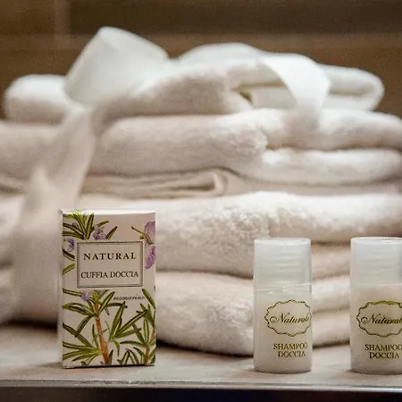Πανσιόν Vittoria Wellness 4*